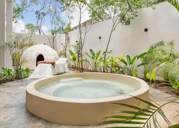 Jade * Tulum